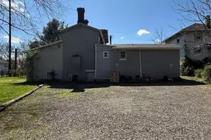 672 3rd St SE, Massillon, OH 44646 - Photo 2