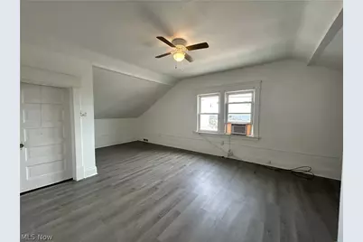 2526 Sunset Boulevard #2, Steubenville, OH 43952 - Photo 2