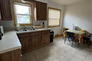 730 Babbitt Rd, Euclid, OH 44123 - Photo 4