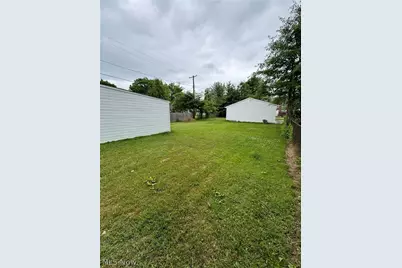 730 Babbitt Road, Euclid, OH 44123 - Photo 20