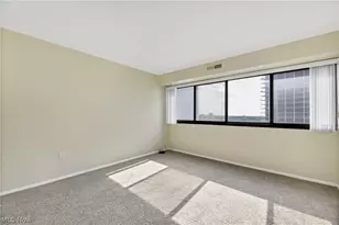 12550 Lake Ave, Oakwood, OH 44107 - Photo 14