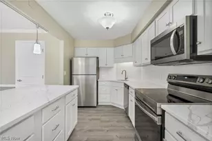 12550 Lake Ave, Oakwood, OH 44107 - Photo 12