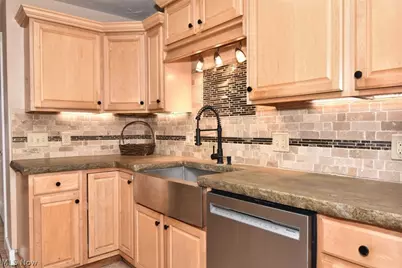 8803 Evergreen Drive, Mentor, OH 44060 - Photo 8