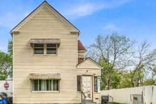 5678 Hamlet Ave, Loveland, OH 44127 - Photo 1