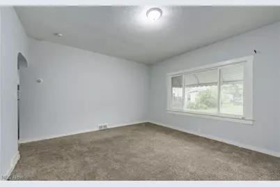 5678 Hamlet Avenue, Loveland, OH 44127 - Photo 6