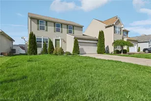 38210 Kingston Dr, North Ridgeville, OH 44039 - Photo 2