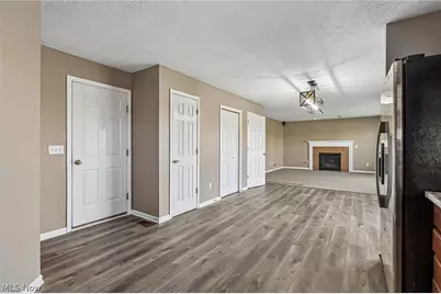 38210 Kingston Drive, North Ridgeville, OH 44039 - Photo 6