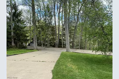2636 W Buckhorn Drive, Millersburg, OH 44654 - Photo 18