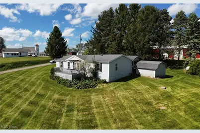 117 S Madison St, Big Prairie, OH 44611 - Photo 4