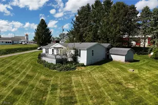 117 S Madison St, Big Prairie, OH 44611 - Photo 4