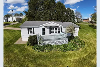117 S Madison St, Big Prairie, OH 44611 - Photo 2