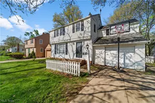 1232 Dorsh Rd, South Euclid, OH 44121 - Photo 2