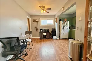 802 28th St, Vienna, WV 26105 - Photo 8