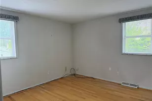 26958 Hyannis Port Dr, North Olmsted, OH 44070 - Photo 16