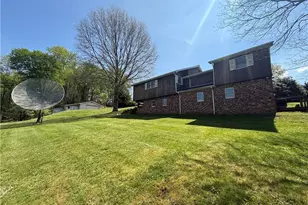 107 Melody Ln, Bridgeport, WV 26431 - Photo 2