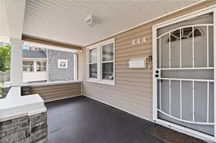 444 Evers St, Akron, OH 44310 - Photo 2