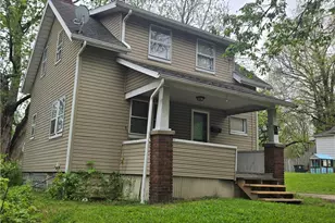 452 Allenford St, Akron, OH 44314 - Photo 2