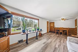 10129 E River Rd, Elyria, OH 44035 - Photo 4