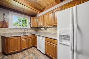 10129 E River Rd, Elyria, OH 44035 - Photo 6