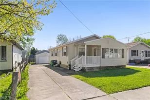 331 Elmwood Ave, Barberton, OH 44203 - Photo 2