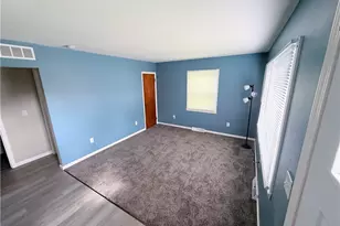 2014 Pole Ave, Lorain, OH 44052 - Photo 4