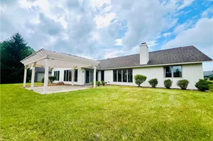 33037 Pebblebrook Dr, North Ridgeville, OH 44039 - Photo 38