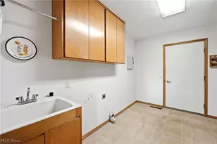 33037 Pebblebrook Dr, North Ridgeville, OH 44039 - Photo 22