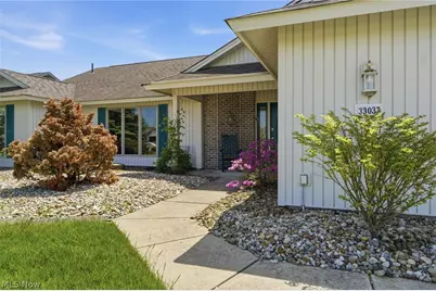 33037 Pebblebrook Drive, North Ridgeville, OH 44039 - Photo 2