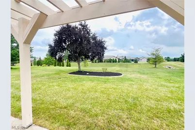 33037 Pebblebrook Drive, North Ridgeville, OH 44039 - Photo 36