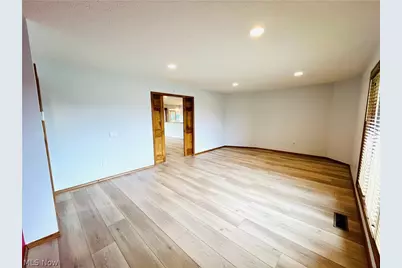 33037 Pebblebrook Drive, North Ridgeville, OH 44039 - Photo 18