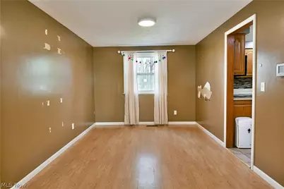 1323 Cedarwood Drive, Mineral Ridge, OH 44440 - Photo 18
