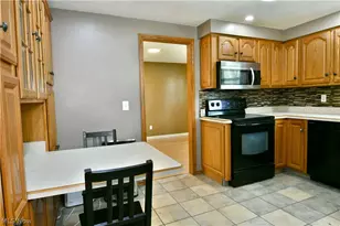 1323 Cedarwood Dr, Mineral Ridge, OH 44440 - Photo 22