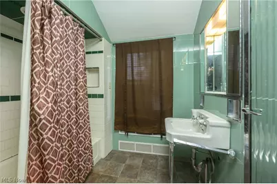 497 Moravian Trail, Uhrichsville, OH 44683 - Photo 42