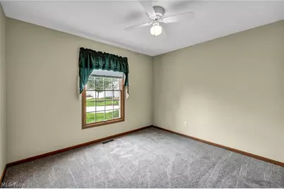 134 Stonehedge Drive, Elyria, OH 44035 - Photo 20