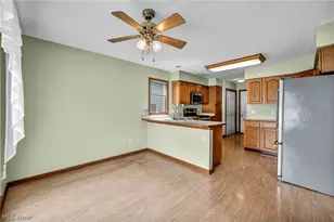 134 Stonehedge Dr, Elyria, OH 44035 - Photo 12