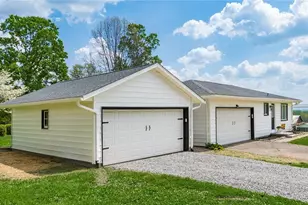 4305 Boggs Rd, Zanesville, OH 43701 - Photo 8