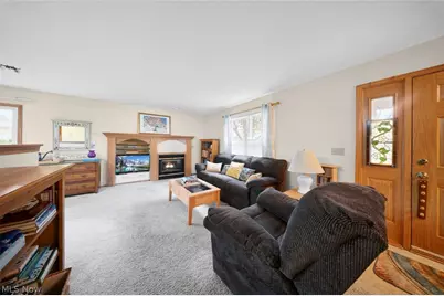 23174 Grist Mill Court, Olmsted Falls, OH 44138 - Photo 8