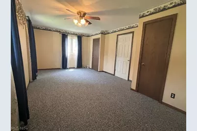 1124 Valley Drive NW, North Canton, OH 44720 - Photo 8