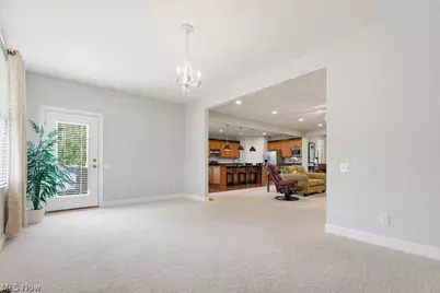 38475 Kingsbury Drive, North Ridgeville, OH 44039 - Photo 14
