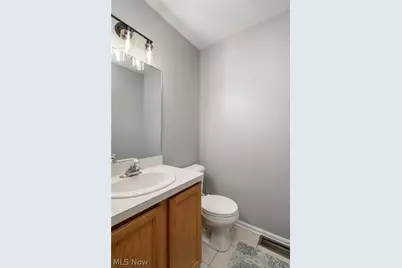 119 Ambleside Way, Amherst, OH 44001 - Photo 8