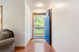 1213 Pleasantview Ave SE, North Canton, OH 44720 - Photo 4
