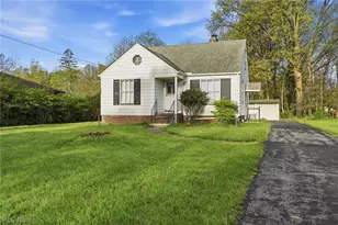 6210 Crossview Rd, Green Hills, OH 44131 - Photo 4