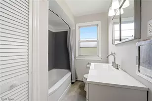 6210 Crossview Rd, Green Hills, OH 44131 - Photo 28