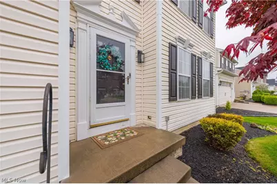 37972 Pebble Lake Trail, North Ridgeville, OH 44039 - Photo 2