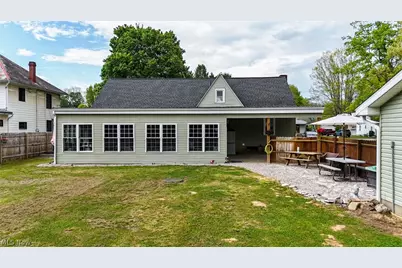 305 Masonic Park Road, Marietta, OH 45750 - Photo 2