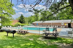 6910 Carriage Hill Dr, Brecksville, OH 44141 - Photo 22
