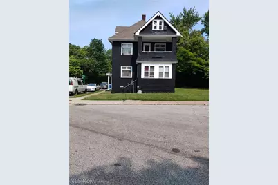 10809 Woodstock Avenue, Loveland, OH 44104 - Photo 1