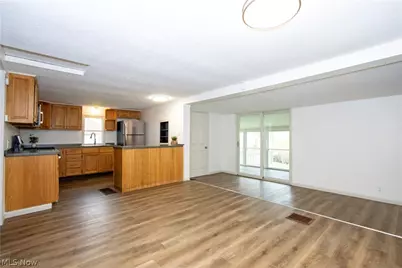 14069 Township Road 1058, Lakeville, OH 44638 - Photo 12