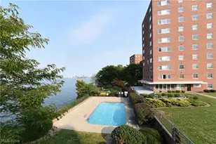 11850 Edgewater Dr, Oakwood, OH 44107 - Photo 24