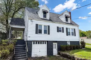 742 E Market St, Cadiz, OH 43907 - Photo 2